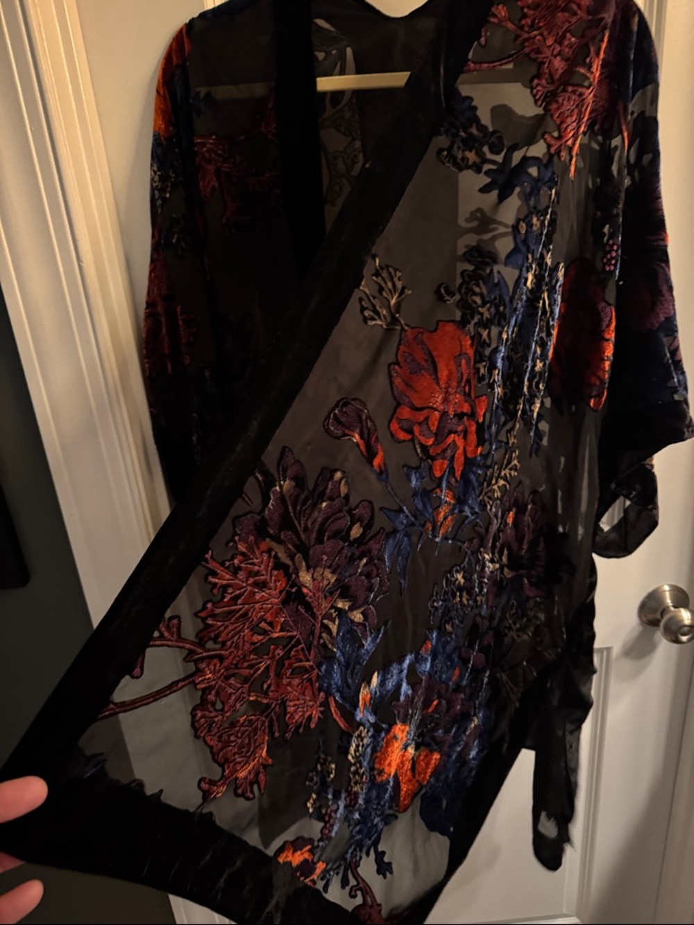 Sheer Black w Floral Pattern Kimono